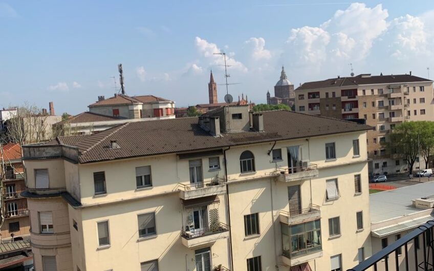 Appartamento in Pavia Piazza Marelli
