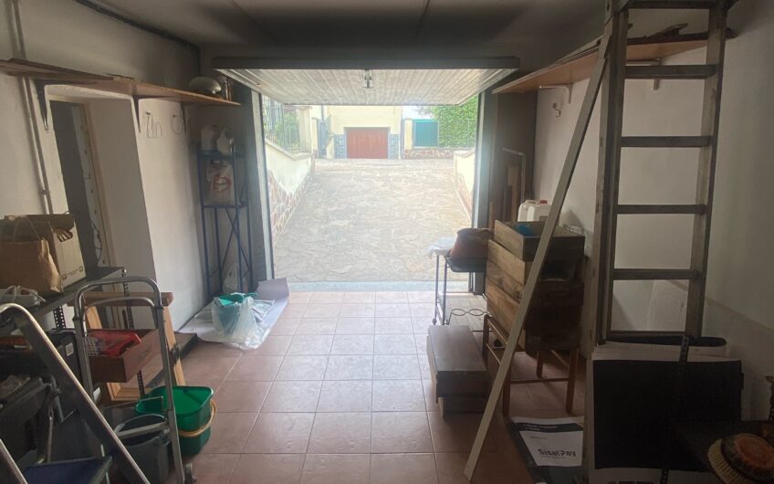 TRAVACO’ SICCOMARIO SIGNORILE VILLETTA A SCHIERA DI TESTA  DI AMPIA METRATURA MQ 210 SU 3 LIVELLI EURO 295.000