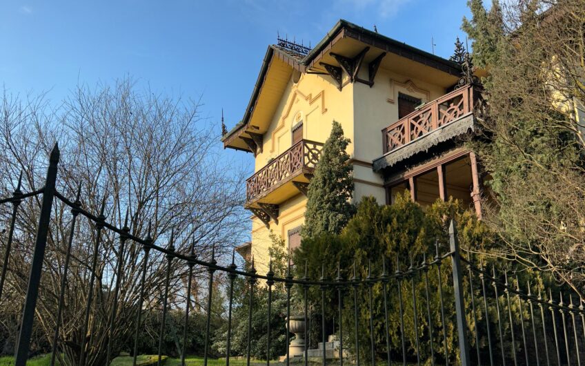 PAVIA VIA RIVIERA AFFITTASI VILLA D’EPOCA EURO 2.000 MESE