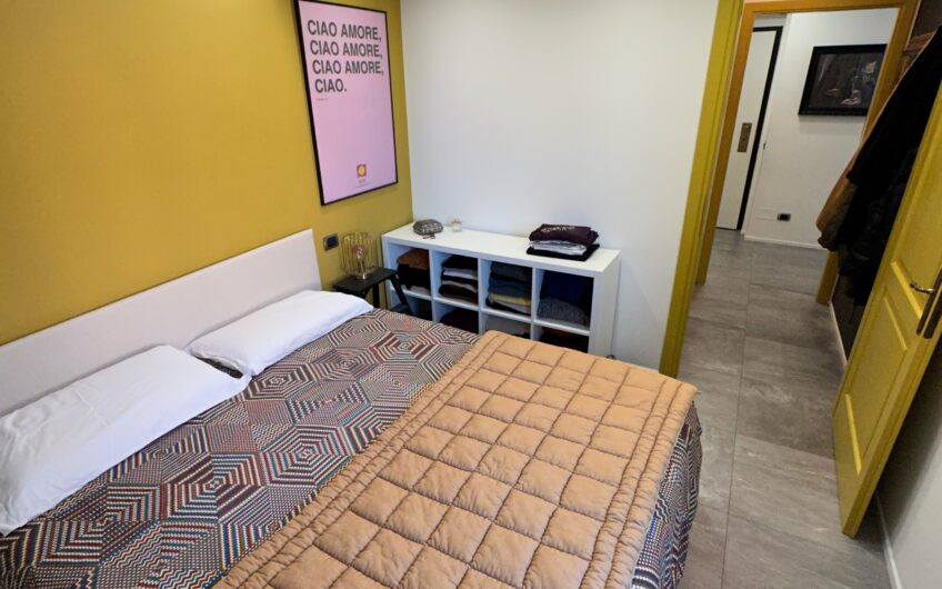 PAVIA VIA SANT’ENNODIO PRESTIGIOSO BILOCALE RISTRUTTURATO E ARREDATO CON POSS. BOX . EURO 250.000