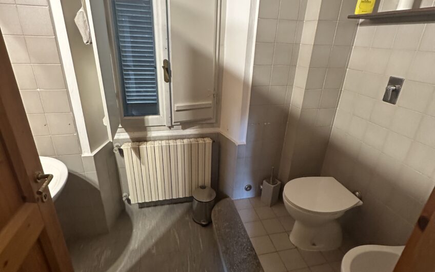 PAVIA CA’ DELLA TERRA VENDESI PORZIONE DI CASCINA STORICA DI 200 MQ CON GIARDINO E BOX DOPPIO EURO 280.000