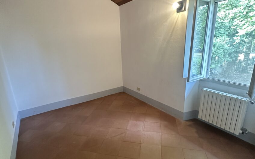 PAVIA CA’ DELLA TERRA VENDESI PORZIONE DI CASCINA STORICA DI 200 MQ CON GIARDINO E BOX DOPPIO EURO 280.000