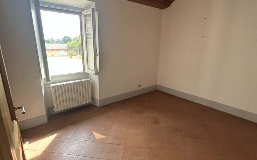 PAVIA CA’ DELLA TERRA VENDESI PORZIONE DI CASCINA STORICA DI 200 MQ CON GIARDINO E BOX DOPPIO EURO 280.000