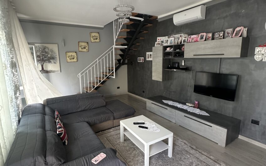 LINAROLO FR. VACCARIZZA VILLA INDIPENDENTE 155 MQ RISTRUTTURATA CON SOTTOTETTO, CANTINA E BOX, GIARDINO EURO 250.000