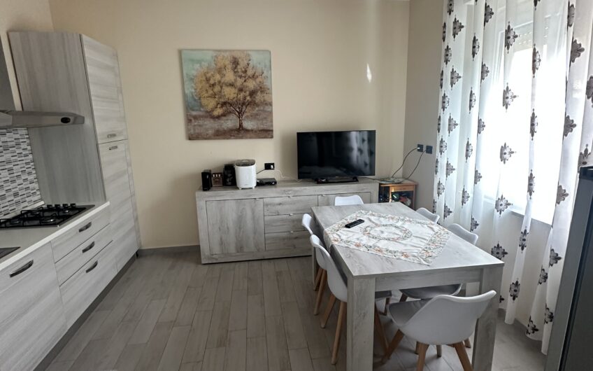 LINAROLO FR. VACCARIZZA VILLA INDIPENDENTE 155 MQ RISTRUTTURATA CON SOTTOTETTO, CANTINA E BOX, GIARDINO EURO 250.000