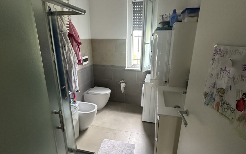 LINAROLO FR. VACCARIZZA VILLA INDIPENDENTE 155 MQ RISTRUTTURATA CON SOTTOTETTO, CANTINA E BOX, GIARDINO EURO 250.000