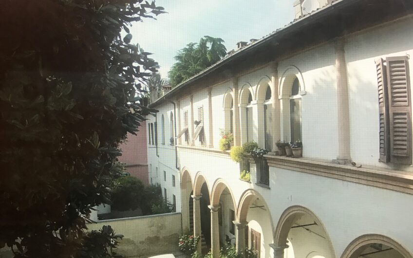 PAVIA VIA CARPANELLI AFFITTASI 3 LOCALI + SERVIZI ARREDATO EURO 800 + 50 SPESE