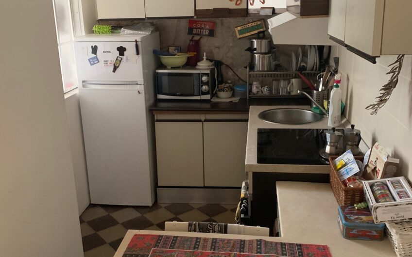 PAVIA VIA CARPANELLI AFFITTASI 3 LOCALI + SERVIZI ARREDATO EURO 800 + 50 SPESE