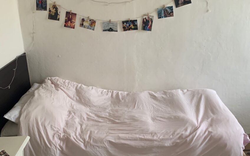 PAVIA VIA CARPANELLI AFFITTASI 3 LOCALI + SERVIZI ARREDATO EURO 800 + 50 SPESE