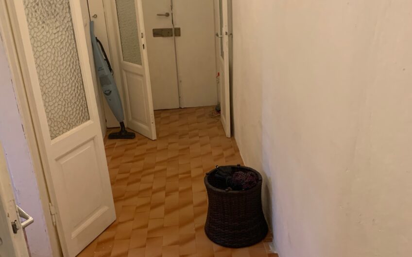 PAVIA VIA CARPANELLI AFFITTASI 3 LOCALI + SERVIZI ARREDATO EURO 800 + 50 SPESE