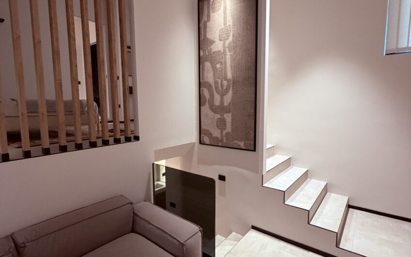 PAVIA VIA MAFFI LOFT DI LUSSO DI MQ 88 , ARREDATO TOP .EURO 380.000