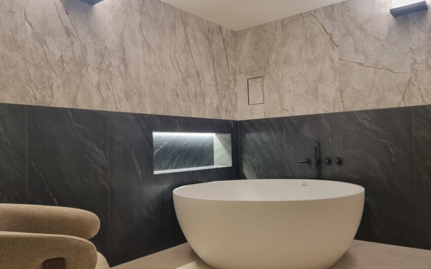 PAVIA VIA MAFFI LOFT DI LUSSO DI MQ 88 , ARREDATO TOP .EURO 320.000