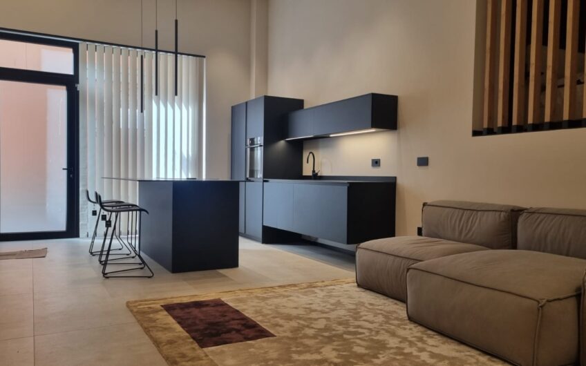 PAVIA VIA MAFFI LOFT DI LUSSO DI MQ 88 , ARREDATO TOP .EURO 320.000