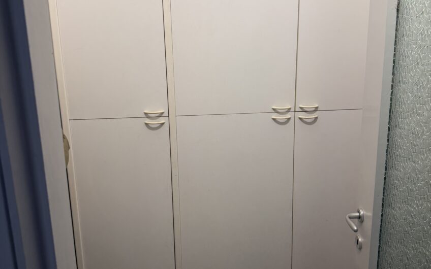 PAVIA VIA CORRIDONI  AFFITTASI APPARTAMENTO IN OTTIMO STATO, ARREDATO CON CURA, SOGGIORNO, CUCINA ABITABILE, 2 CAMERE, RIPOSTIGLIO, SERVIZIO, BALCONE, CANTINA . SOLO A REFERENZIATI EURO 900 MESE + 200 SPESE.