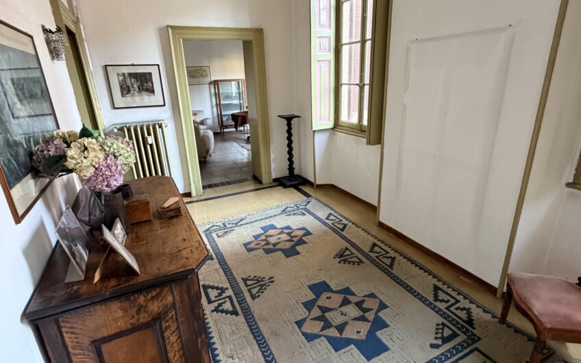 PAVIA PIAZZETTA GARAVAGLIA VENDESI PRESTIGIOSO UFFICIO CON POSS. CAMBIO D’USO DI CIRCA 193 MQ 6 LOCALI + SERVIZI E CANTINA E SOTTOTETTO EURO 395.000