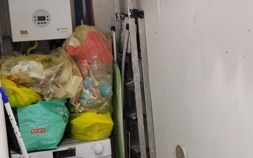 SAN LEONARDO VIA CASE NUOVE VENDESI CASETTA SEMINDIPENDENTE DI 2 LOCALI + SERVIZI, SU 2 LIVELLI, ARREDATA, IN BUONE CONDIZIONI EURO 70.000