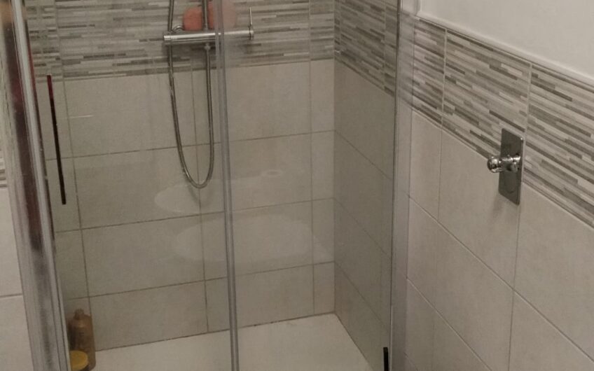 SAN LEONARDO VIA CASE NUOVE VENDESI CASETTA SEMINDIPENDENTE DI 2 LOCALI + SERVIZI, SU 2 LIVELLI, ARREDATA, IN BUONE CONDIZIONI EURO 70.000