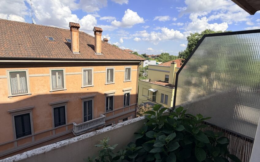 PAVIA VIALE GORIZIA SIGNORILE APPARTAMENTO CON SPLENDIDA VISTA DI 3 LOCALI + SERVIZI OCCUPATO, EURO 250.000 TRATTABILI