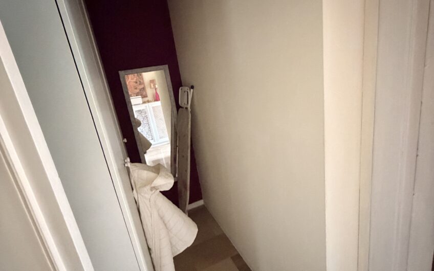 PAVIA VIALE GORIZIA SIGNORILE APPARTAMENTO CON SPLENDIDA VISTA DI 3 LOCALI + SERVIZI OCCUPATO, EURO 250.000 TRATTABILI