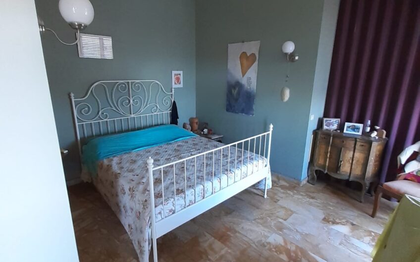 PAVIA VIA SCOPOLI AMPIO APPARTAMENTO DI 161 MQ CON TERRAZZO DI 40 MQ INTROVABILE, EURO 395.000