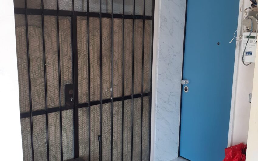 PAVIA VIA SCOPOLI AMPIO APPARTAMENTO DI 161 MQ CON TERRAZZO DI 40 MQ INTROVABILE, EURO 395.000