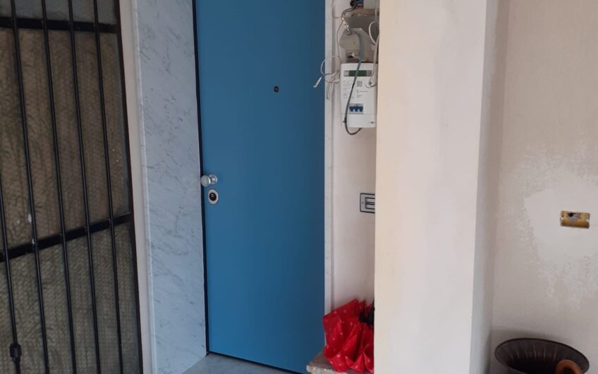 PAVIA VIA SCOPOLI AMPIO APPARTAMENTO DI 161 MQ CON TERRAZZO DI 40 MQ INTROVABILE, EURO 395.000